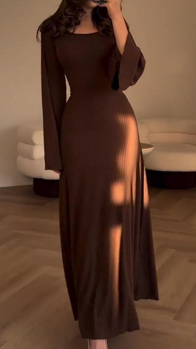 Isabella™️ -Løs langærmet splitkjole