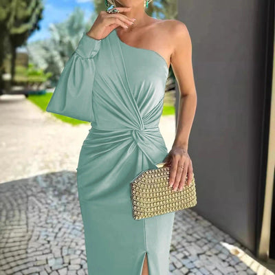 Bodil elegant kjole med slids